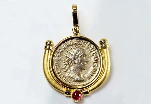 23. CF8005 14kt Gold Pendant With Ancient Roman Silver Coin