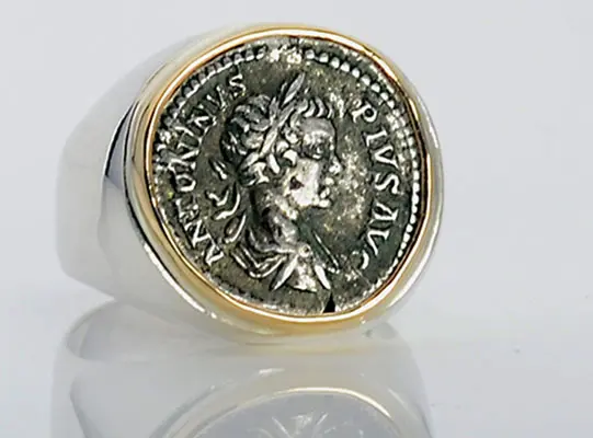 62. CR9300.RS Sterling Silver & 14kt Gold Ring With Roman Silver Denarius