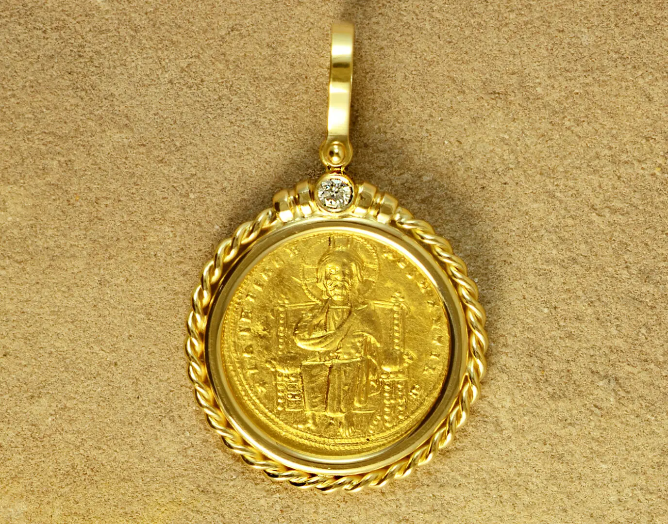 ANCIENT COINS CF196 18KT 013 DIA ROMANUS III